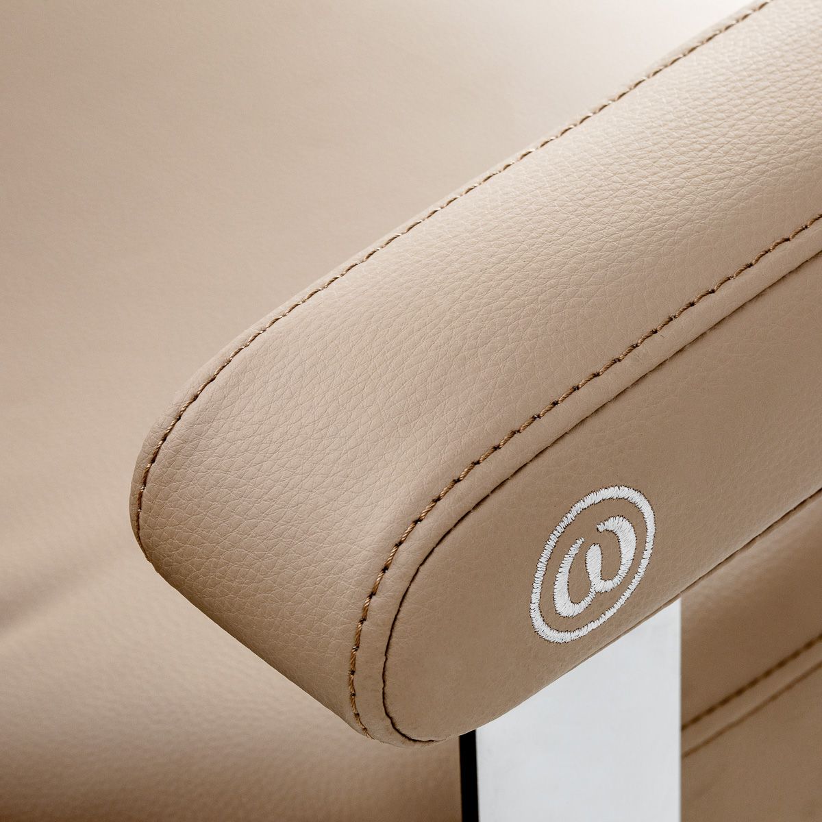Frisørstol Omega Astra Plus beige