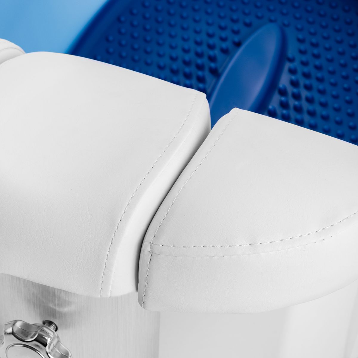 Azzurro shower tray med massasje og hvit trolley